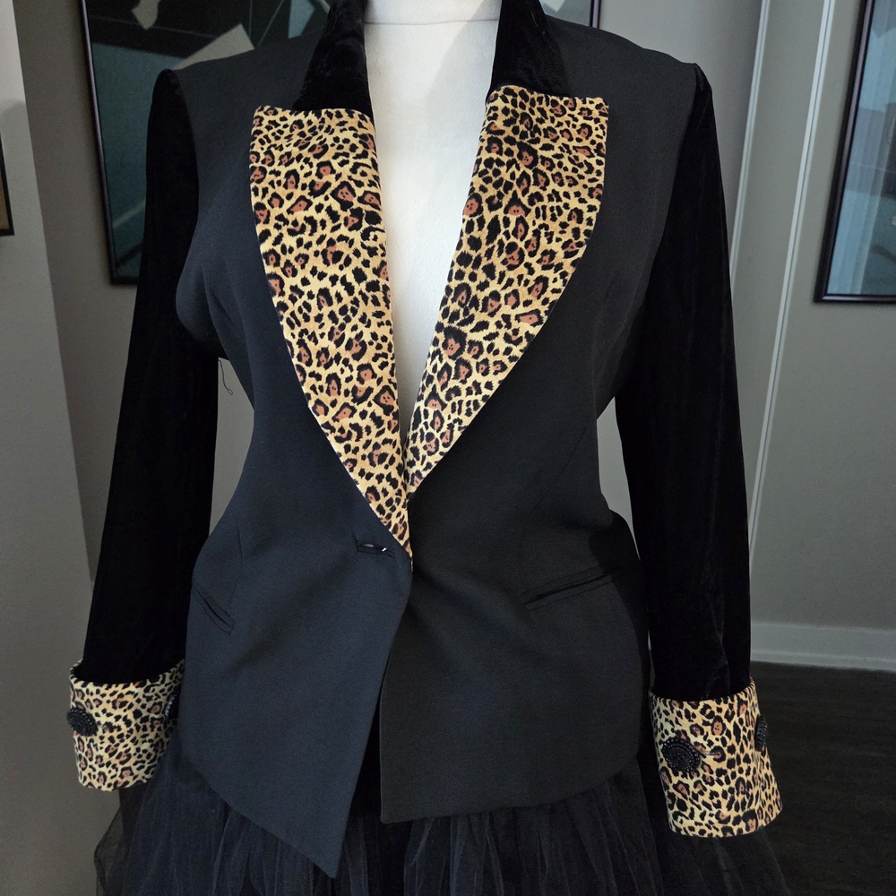 Criscione X Cache Chic Black Velvet Blazer with Leopard Accents